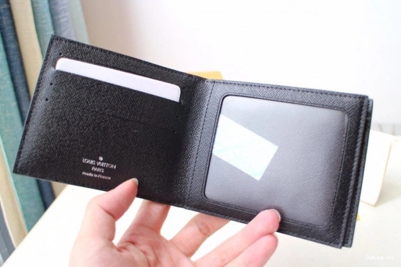 VUITTON LOUIS AMERIGO WALLET 0723
